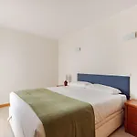 Coast By Double Ninety Appartement